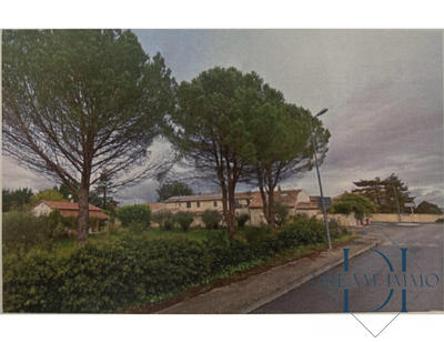 Terrain - 740 m²