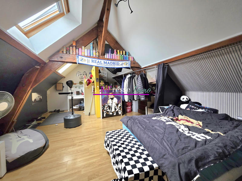 Maison traditionnelle - 120 m² - 6 pièces