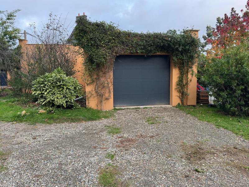 Maison - 250 m² - 8 pièces