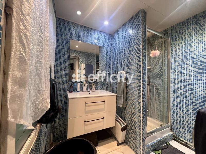 Maison - 102 m² - 6 pièces