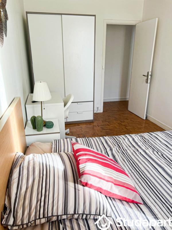 Chambre - 10 m² - 1 pièce