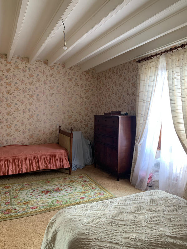 Maison - 252 m² - 8 pièces