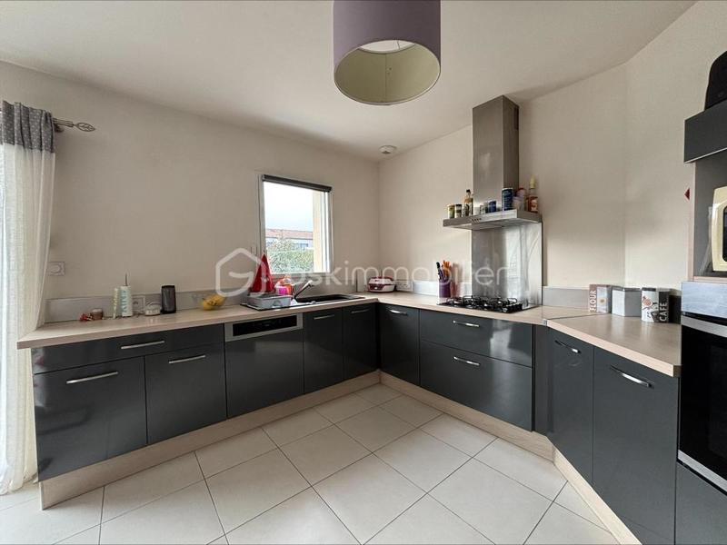 Maison - 81 m² - 5 pièces