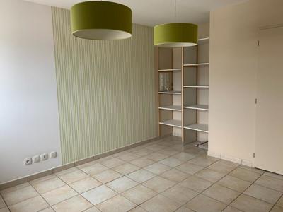 Bureau - 47 m² - 2 pièces