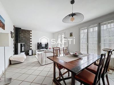 Maison - 129 m² - 6 pièces