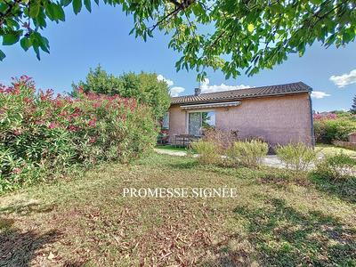 Maison - 104 m² - 5 pièces