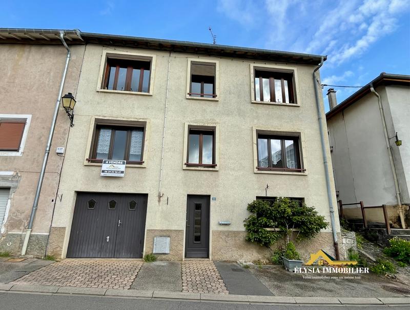 Maison - 95 m² - 6 pièces