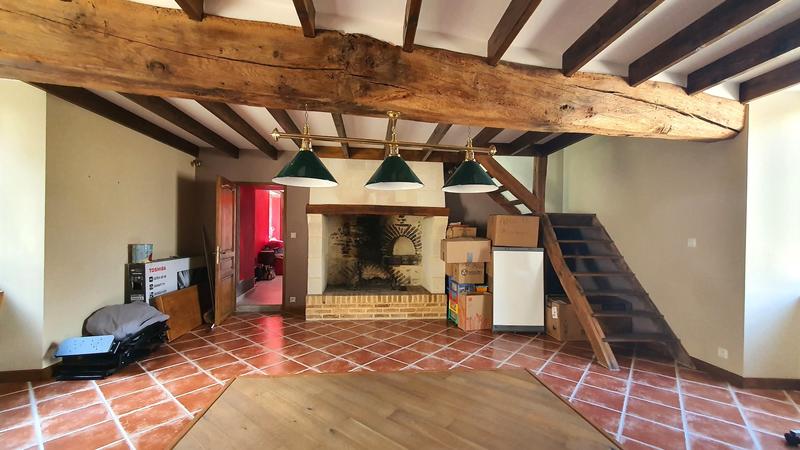 Maison - 232 m² - 14 pièces