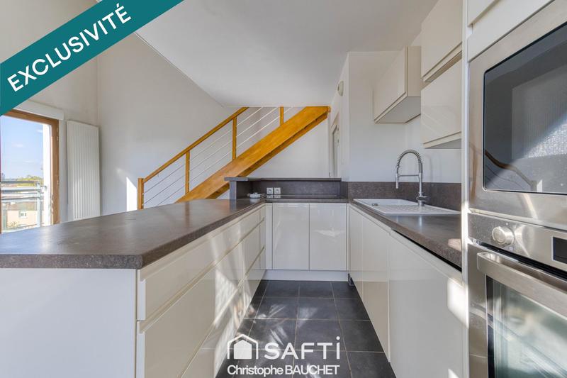 Duplex - 97 m² - 4 pièces