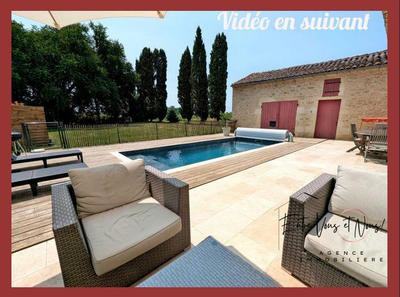 Maison - 315 m² - 10 pièces