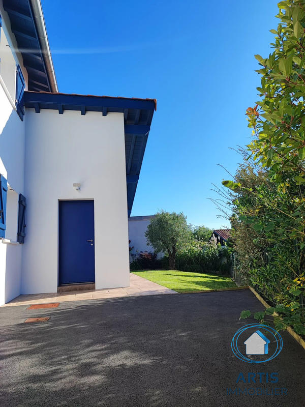 Maison - 140 m² - 4 pièces