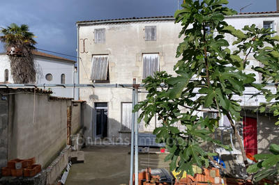 Maison de ville - 145 m² - 5 pièces