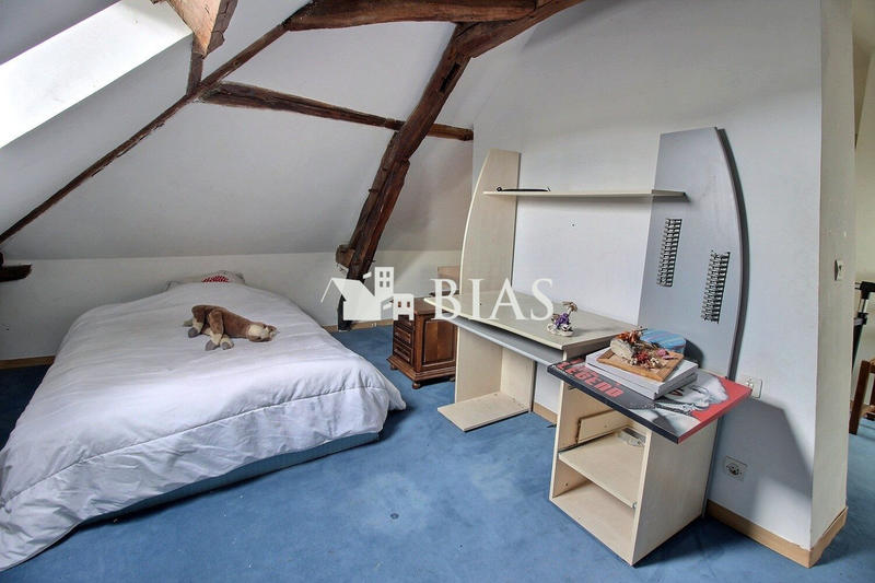 Maison ancienne - 226 m² - 8 pièces