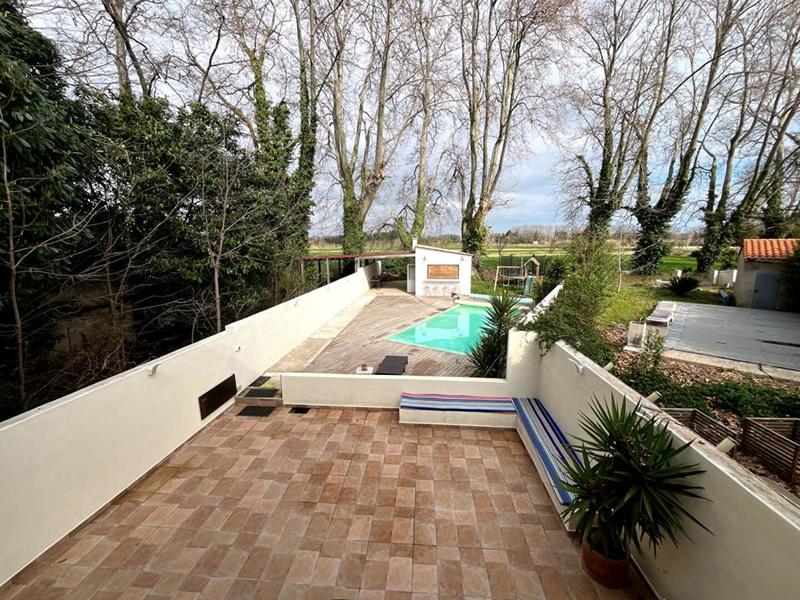 Maison - 205 m² - 5 pièces