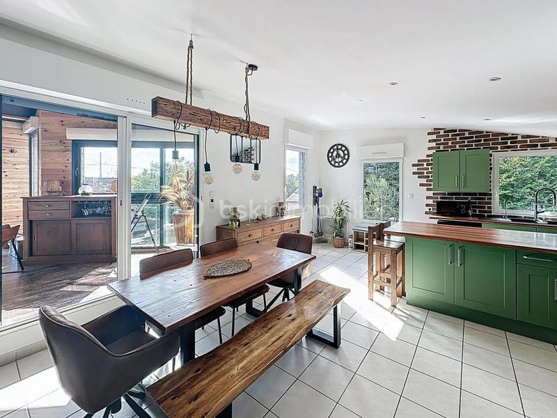 Maison d'architecte - 137 m² - 5 pièces