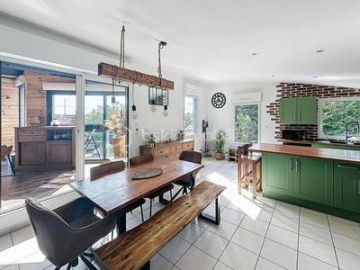 Maison d'architecte - 137 m² - 5 pièces