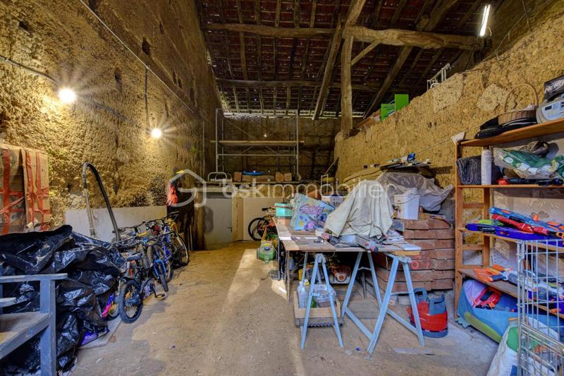 Maison - 98 m² - 5 pièces