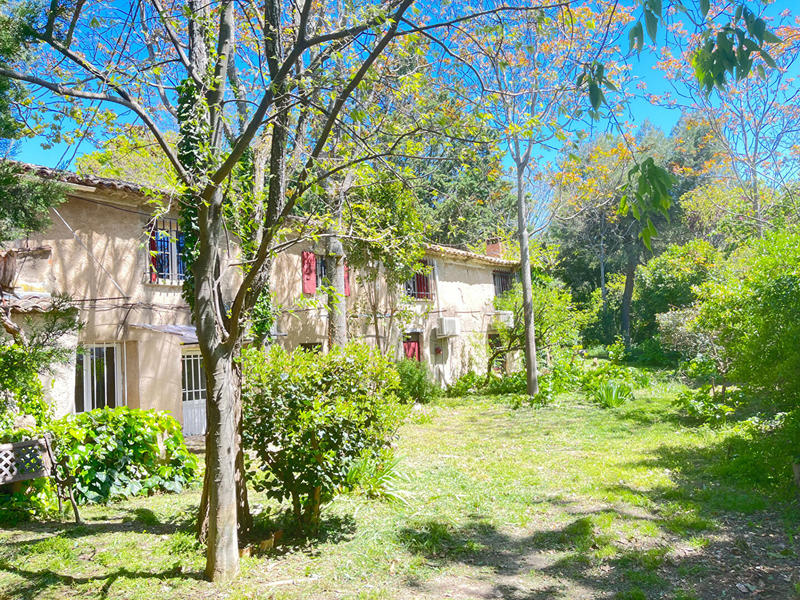 Maison - 150 m² - 9 pièces