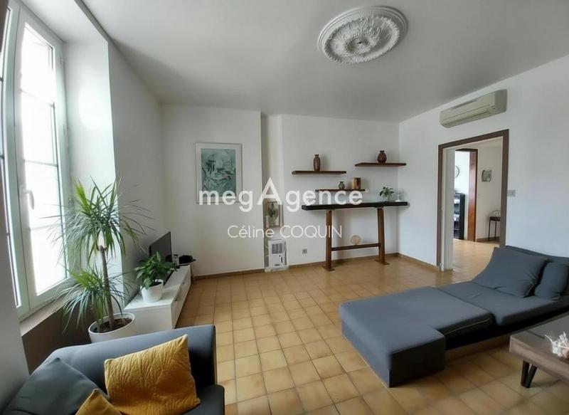 Maison de ville - 1 m² - 7 pièces