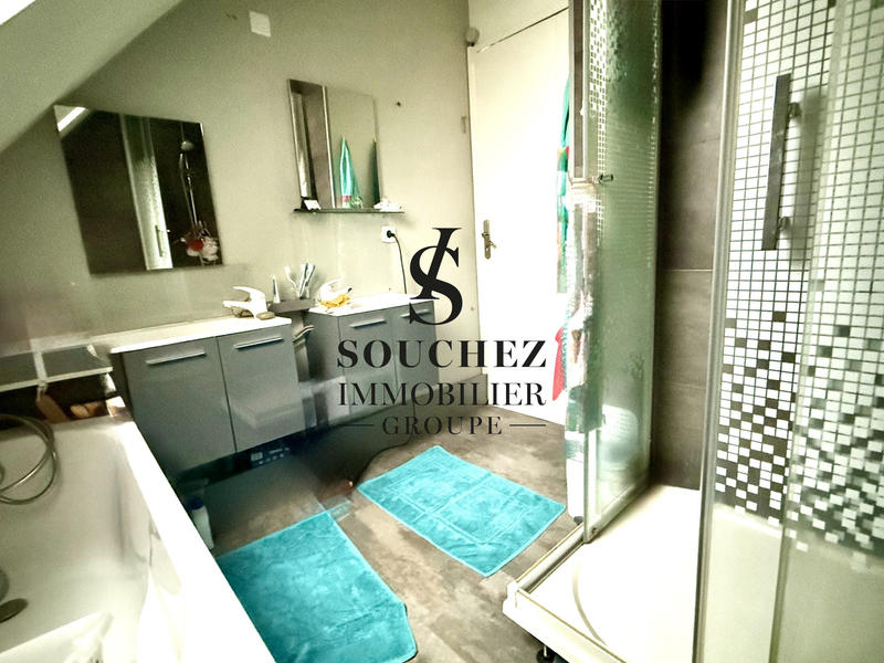 Maison - 105 m² - 5 pièces