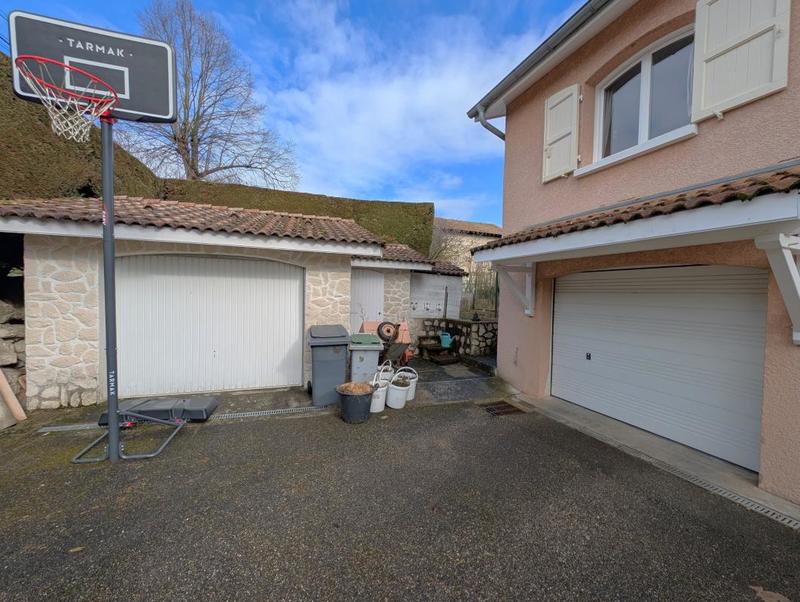 Villa - 160 m² - 5 pièces