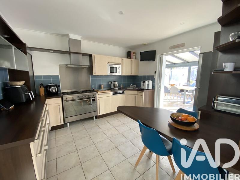 Maison - 163 m² - 7 pièces