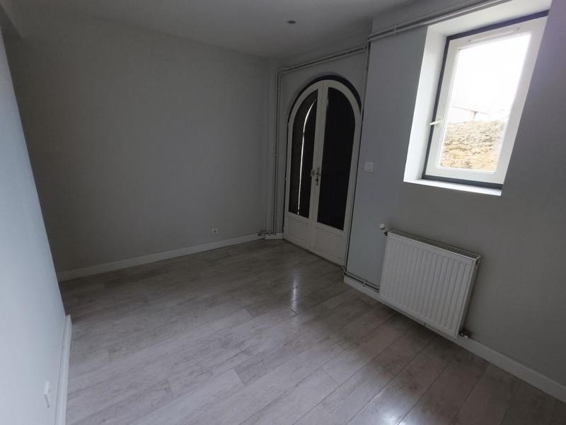 Appartement - 80 m² - 3 pièces