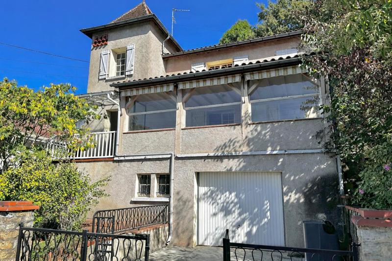 Maison - 128 m² - 7 pièces