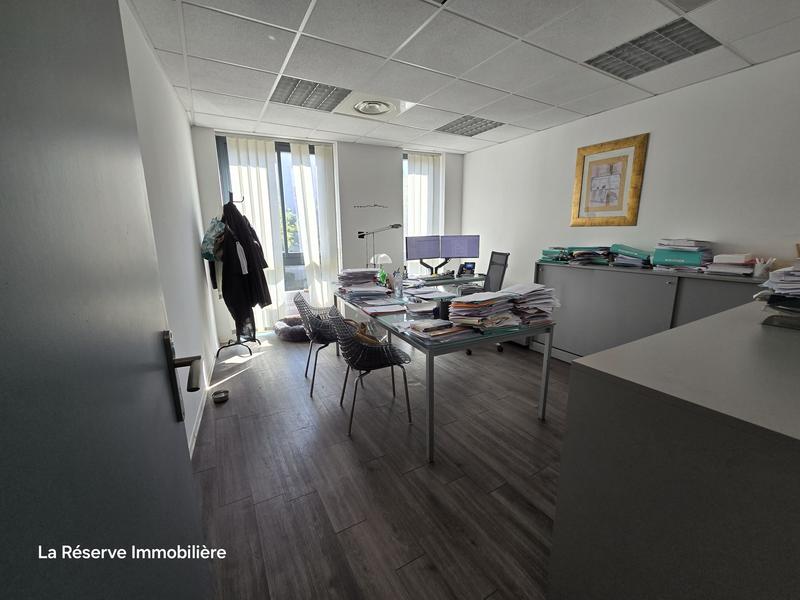 Bureau - 162 m²