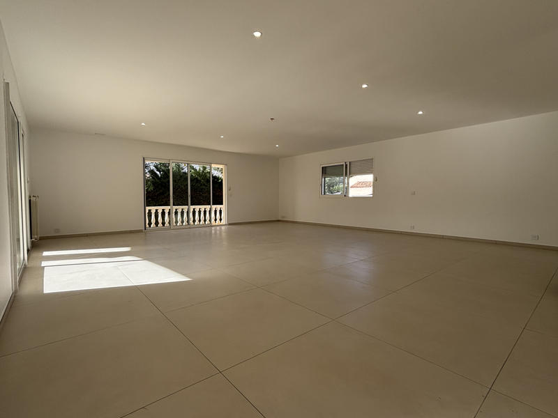 Villa - 190 m² - 8 pièces