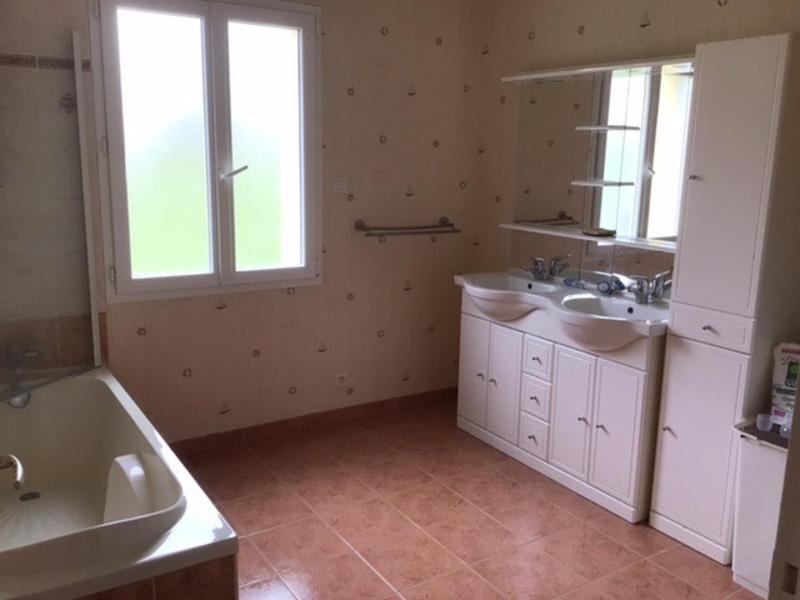 Maison - 144 m² - 7 pièces