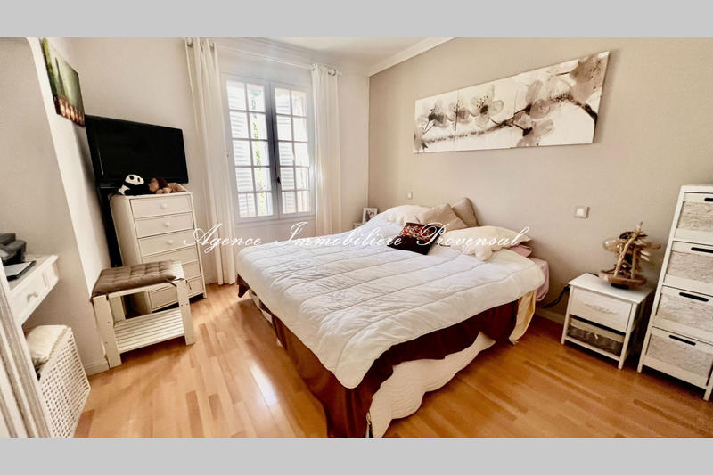 Maison - 172 m² - 7 pièces