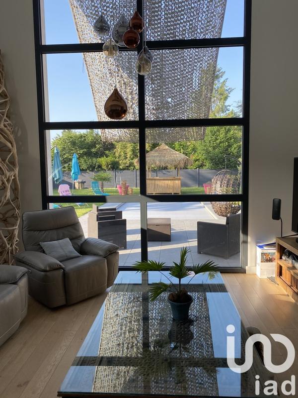 Maison de maîtres - 252 m² - 7 pièces