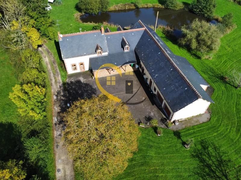 Propriété - 365 m² - 12 pièces