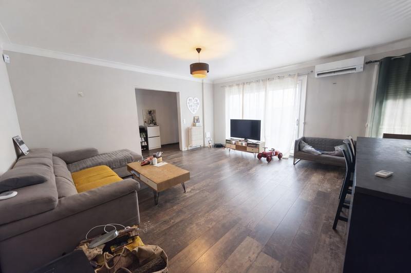 Maison traditionnelle - 210 m² - 5 pièces