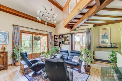 Villa - 179 m² - 5 pièces