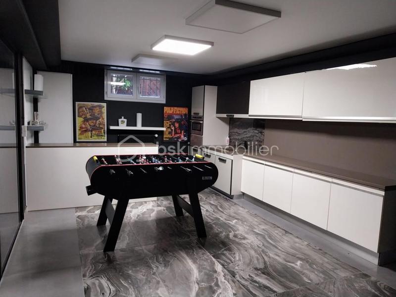 Maison - 165 m² - 6 pièces