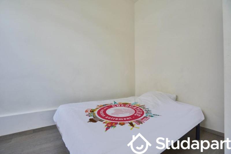 Chambre - 15 m² - 1 pièce