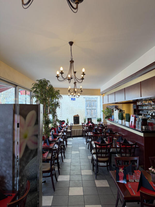 Fonds de commerce - 180 m²