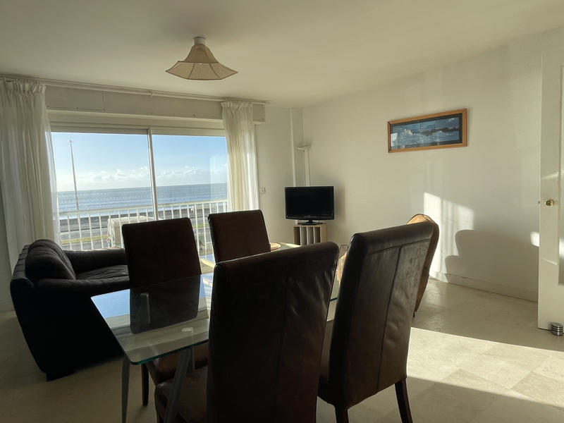 Appartement - 60 m² - 2 pièces