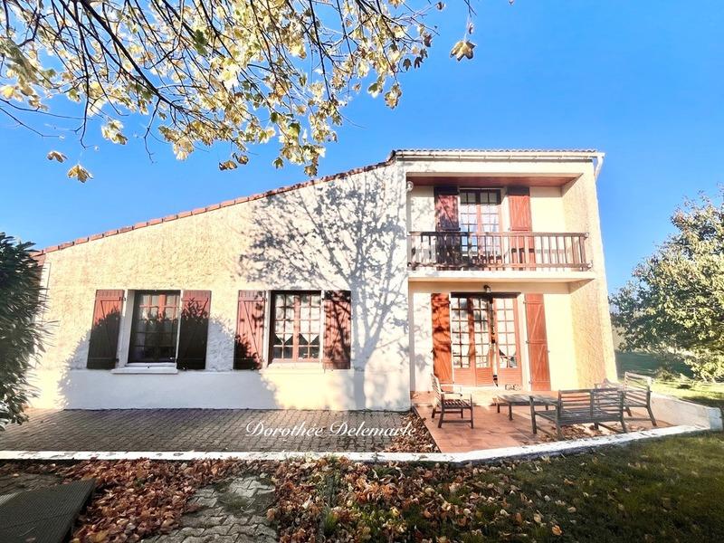 Maison - 112 m² - 4 pièces