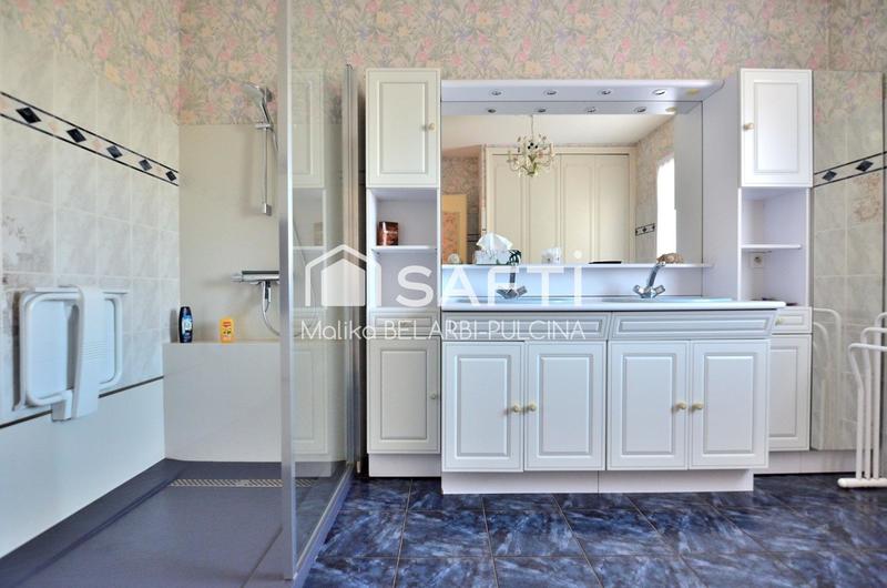 Maison - 115 m² - 7 pièces