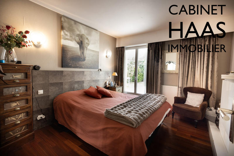 Maison contemporaine - 213 m² - 12 pièces