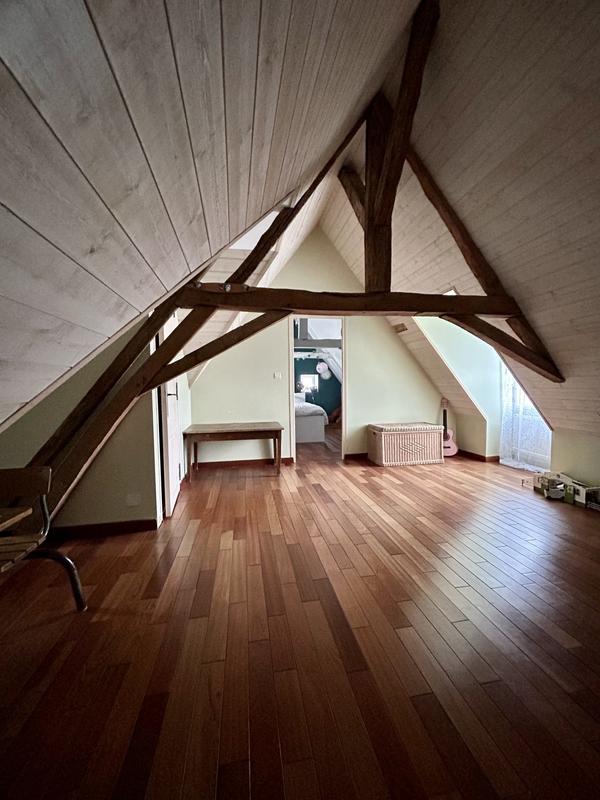 Maison ancienne - 186 m² - 8 pièces