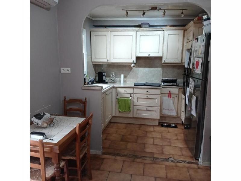 Propriété - 230 m² - 6 pièces