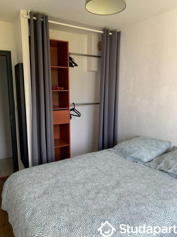 Chambre - 11 m² - 1 pièce
