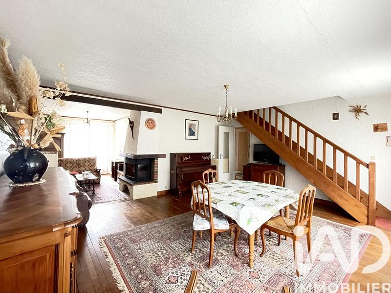 Maison - 150 m² - 8 pièces