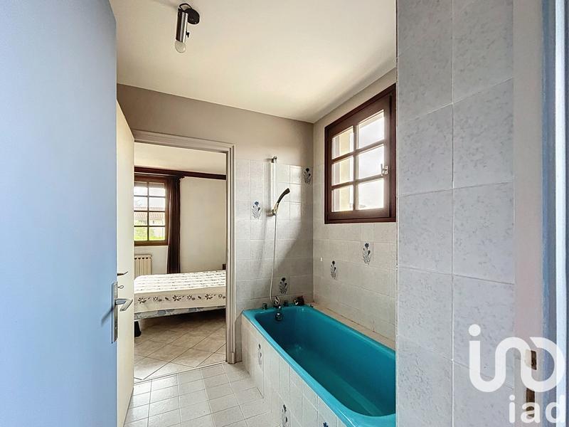 Maison - 225 m² - 6 pièces