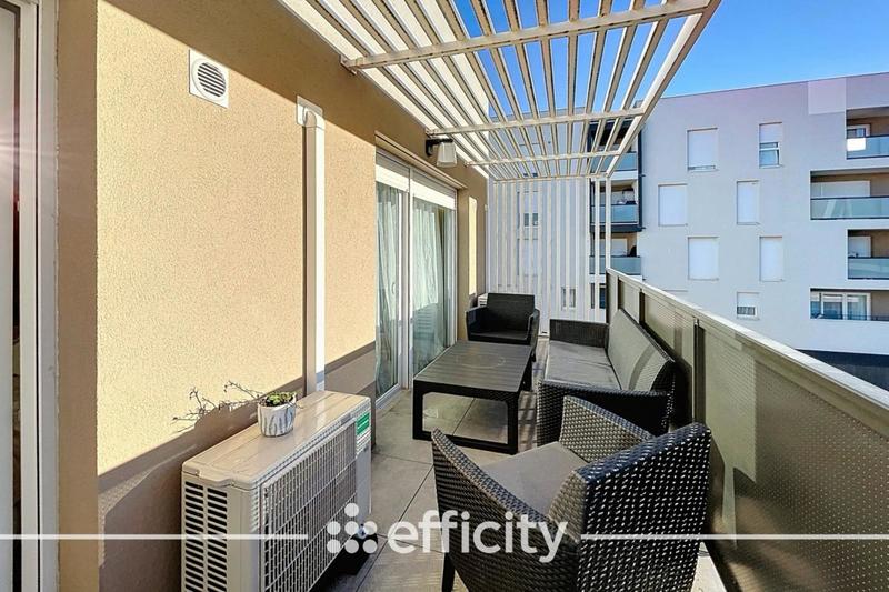 Appartement - 92 m² - 5 pièces