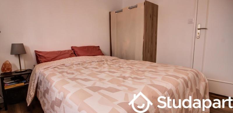 Chambre - 9 m² - 1 pièce